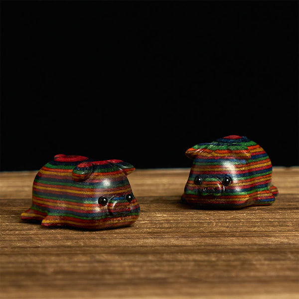 Buddha Stones 2Pcs Mini Rainbow Eucalyptus Pig Carved Positive Decoration