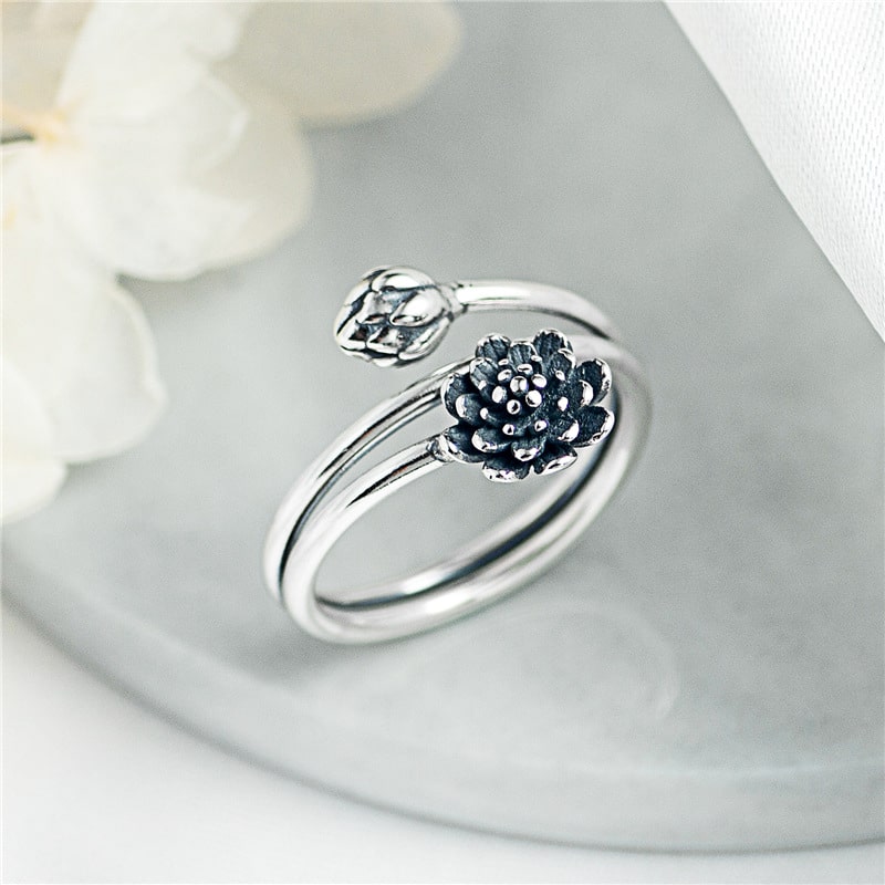 Eternal Bloom Triple Lotus Ring – Symbol of Inner Radiance & Grace